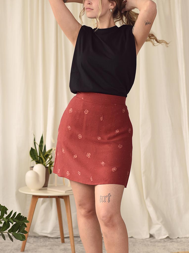 Red Mini Poppy Floral Skirt