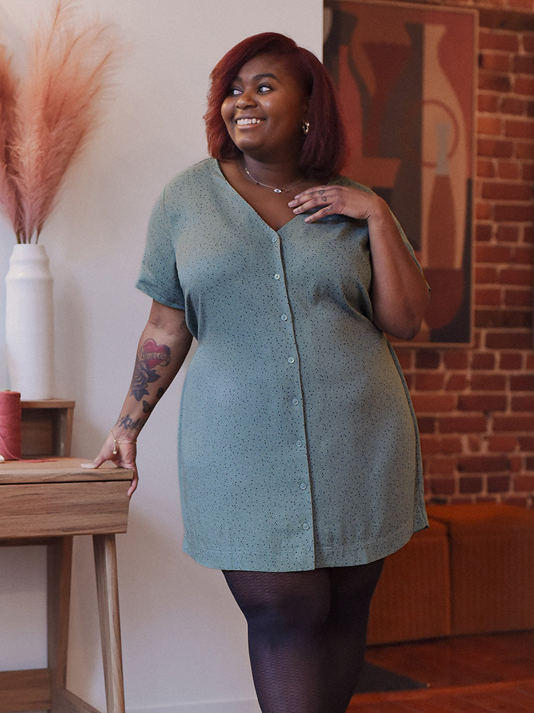 Women's plus size buttoned dress